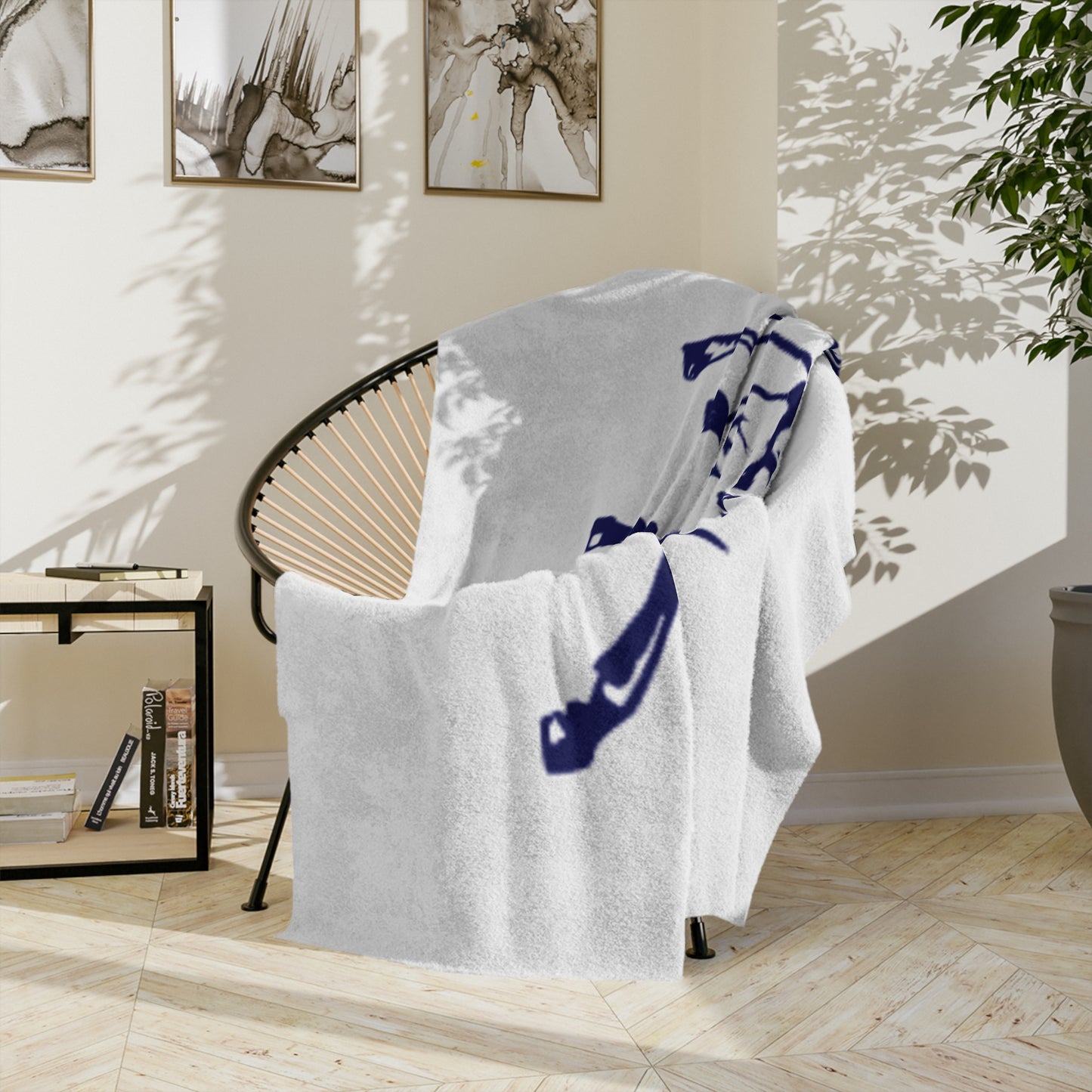 Horse-Themed Velveteen Microfiber Blanket | Cozy Throw for Equine Lovers, Great for Gifting, Horse Decor, Soft & Warm Blanket