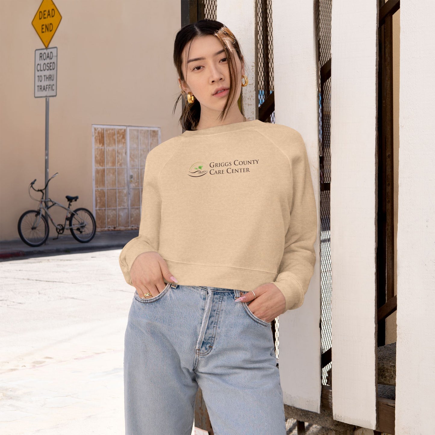 Chic Women's Cropped Fleece Pullover - Cozy Gift, Casual Wear, Workout Top, Trendy Layering, Perfect for Spring!